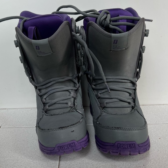 Forum Bebop Snowboard Boots - Women's size 8 -  2013 - Picture 2 of 9